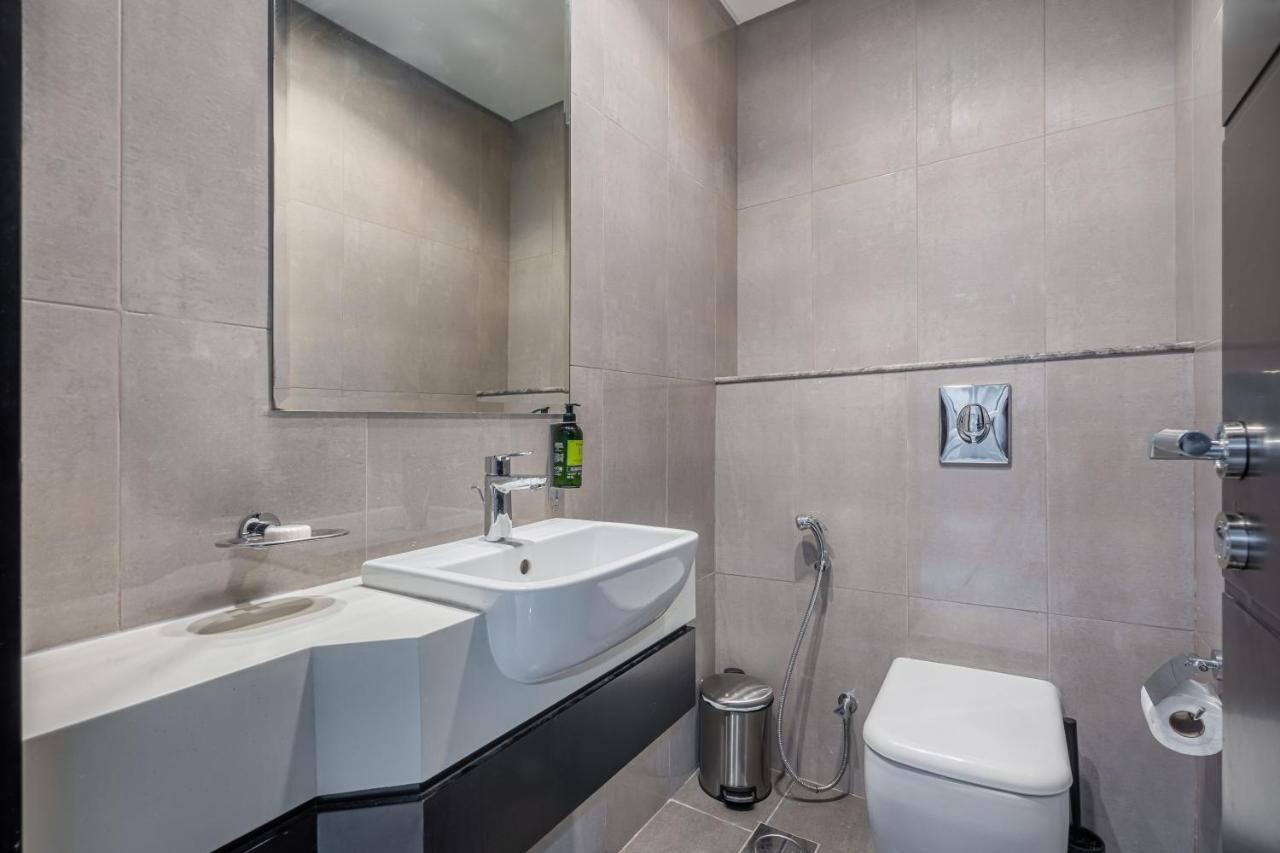 Citihome - 1Br At Merano Tower By Damac Dubai Exterior photo